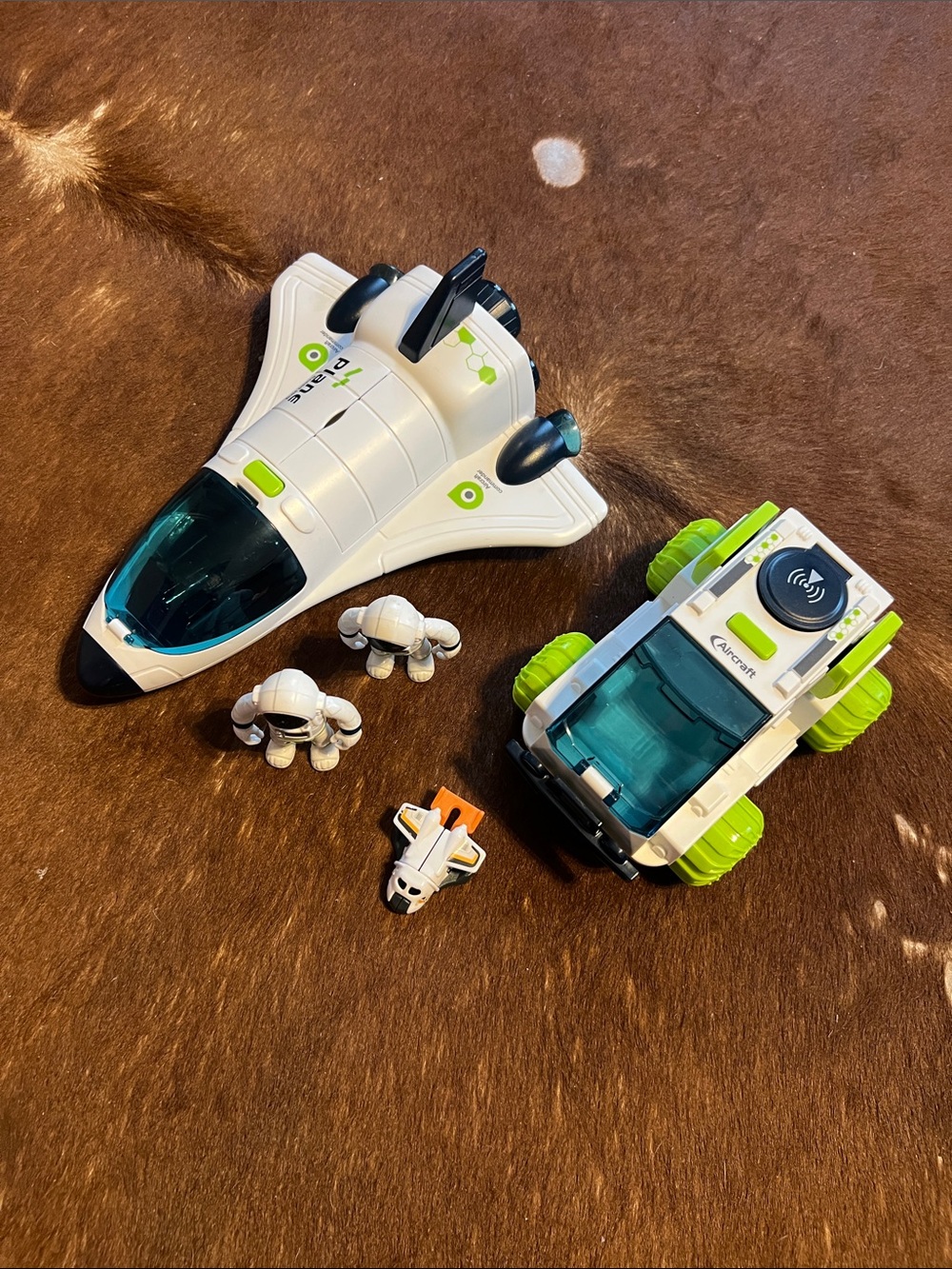 STEM Space Explorer Toy Set - White & Lime Green Vehicles